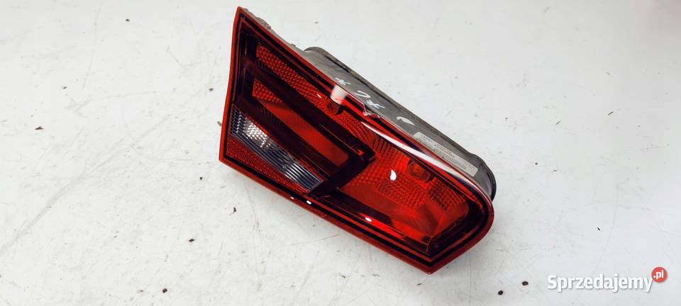LAMPA LEWY TYŁ W KLAPĘ AUDI A3 8V 3D 8V3945093 osobowe