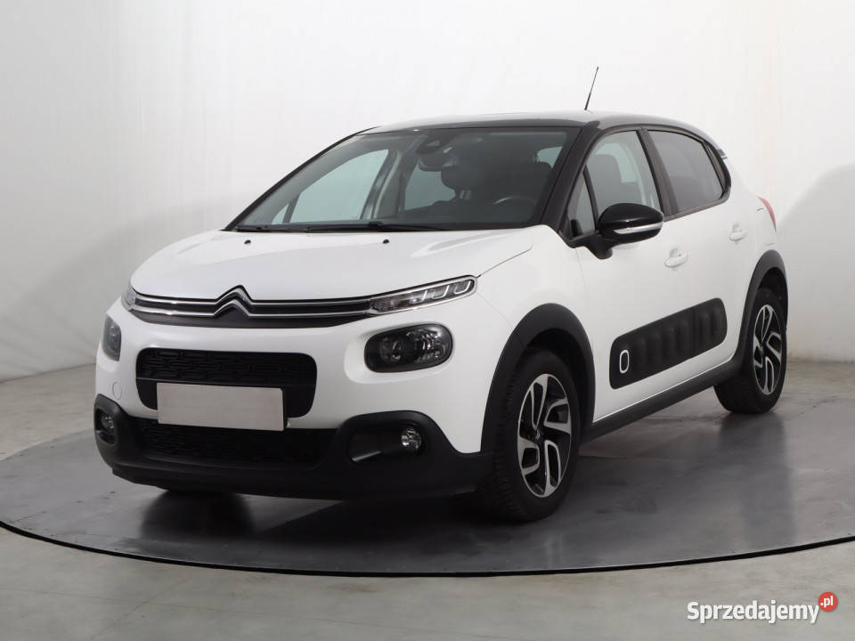 Citroen C3 12 PureTech wielofunkcyjna kierownica