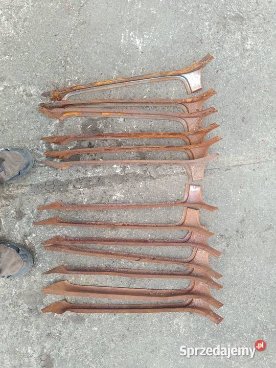 Słupki wewnętrzne fiat 126p Siepraw sprzedam