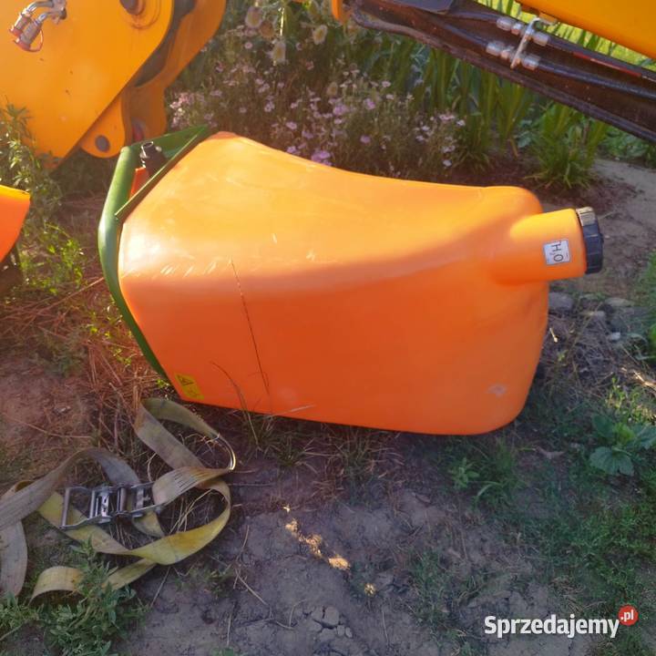 Zbiorniki do opryskiwacza Amazone UX 5200 nieuszkodzony