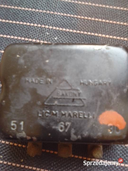 Regulator napięcia 12v Fiat 126p Motoryzacja