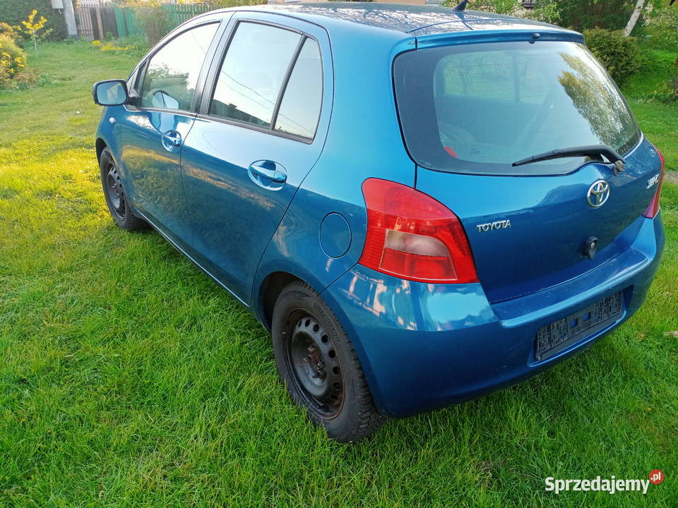 TOYOTA YARIS 13i klima