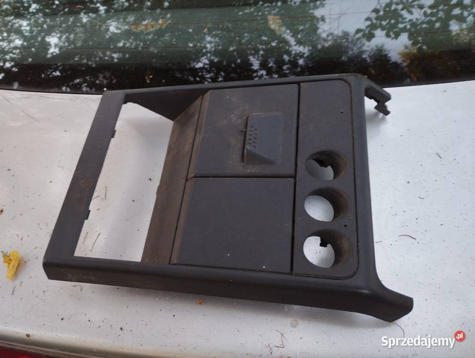 Konsola srodkowa peugeot 205 popielniczka Sosnowiec sprzedam