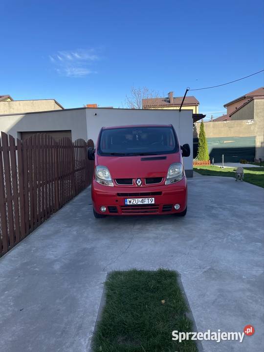 Renault trafic 25 2004r zabudowa holenderska Bieżuń