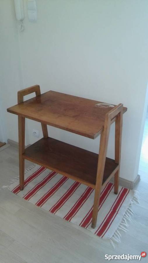 Klasyczne wzornictwo etażerka półka stojąca