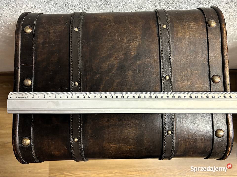 Praktyczny kufer na Majówkę