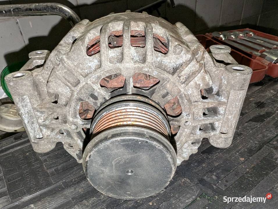 Alternator w203 kompresor c200 Rok produkcji 2002 śląskie Cieszyn