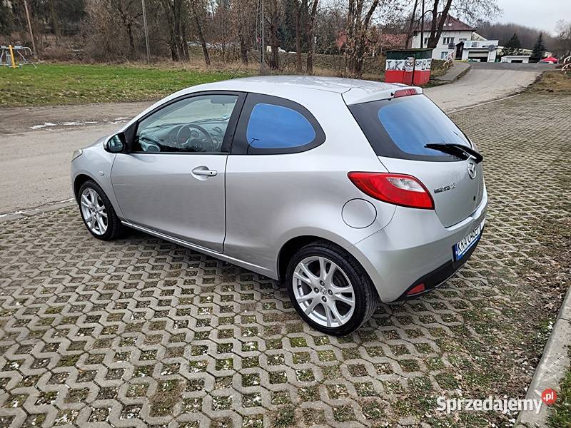 ŚLICZNY i oszczędny benzyniaczek elektryczne szyby 2 małopolskie Słomniki