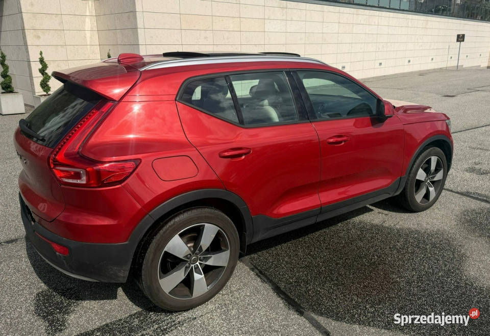 Volvo XC 40 Sadlno