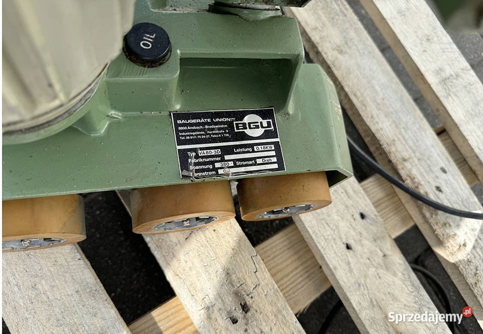 Posuw mechaniczny 3rolkowy BGU typ VA803D Sierakowska Huta