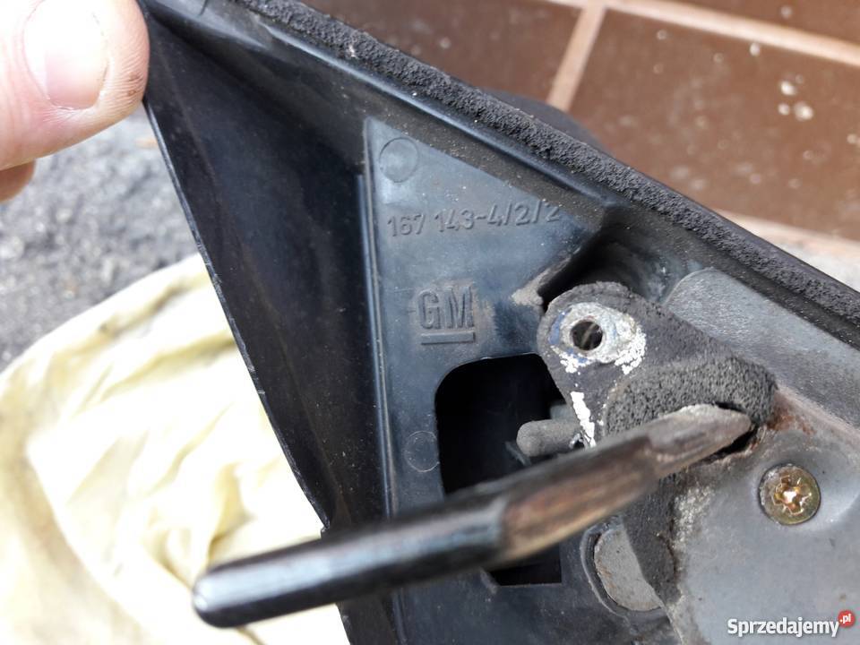 Opel Kadett E Lusterko lewe zewnętrzne manualne lusterka zewnętrzne Gliwice