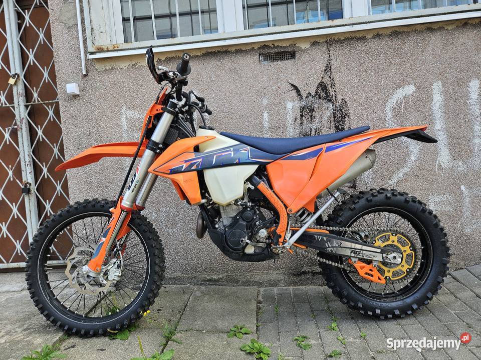 KTM EXCF 250 2023r Zarejestrowany w super stanie KTM Gdańsk