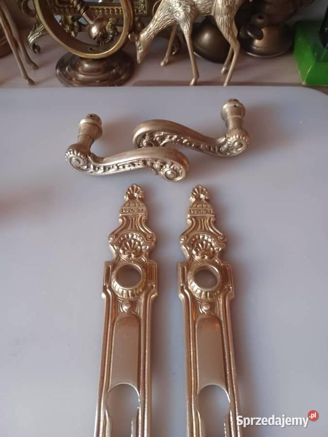Klamki i szyldy mosiężne