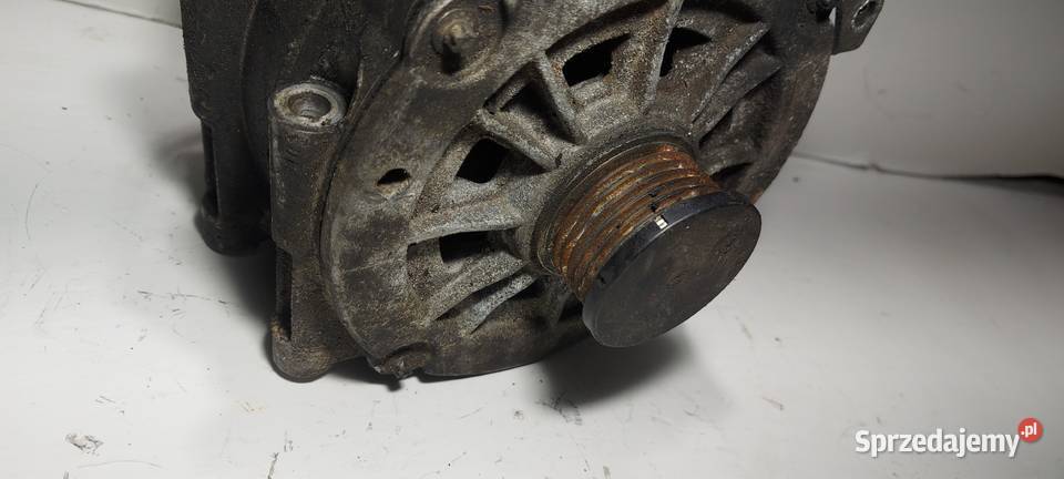 Alternator mercedes w220 w210 cdi A0001501650 osobowe wielkopolskie Zbąszyń