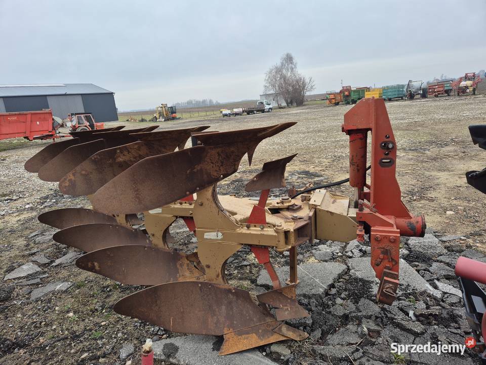 Pługi obrotowe Goizin Naud nieuszkodzony Okrzeja