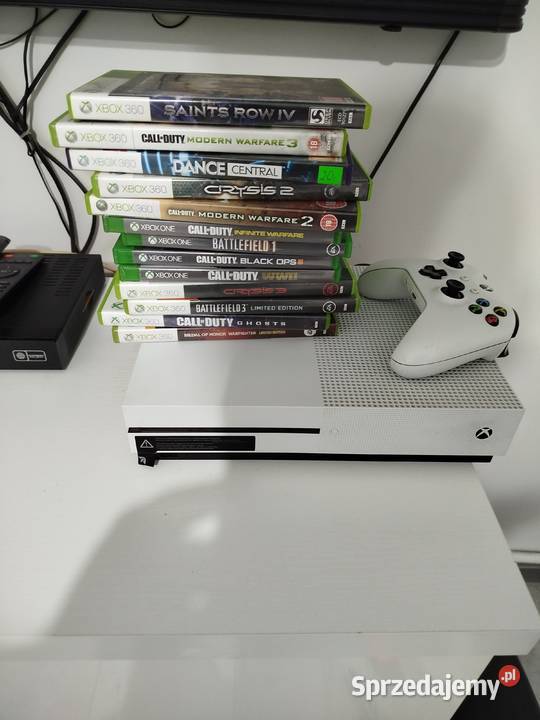 Sprzedam konsolę Xbox one dysk 500gb Strzegom