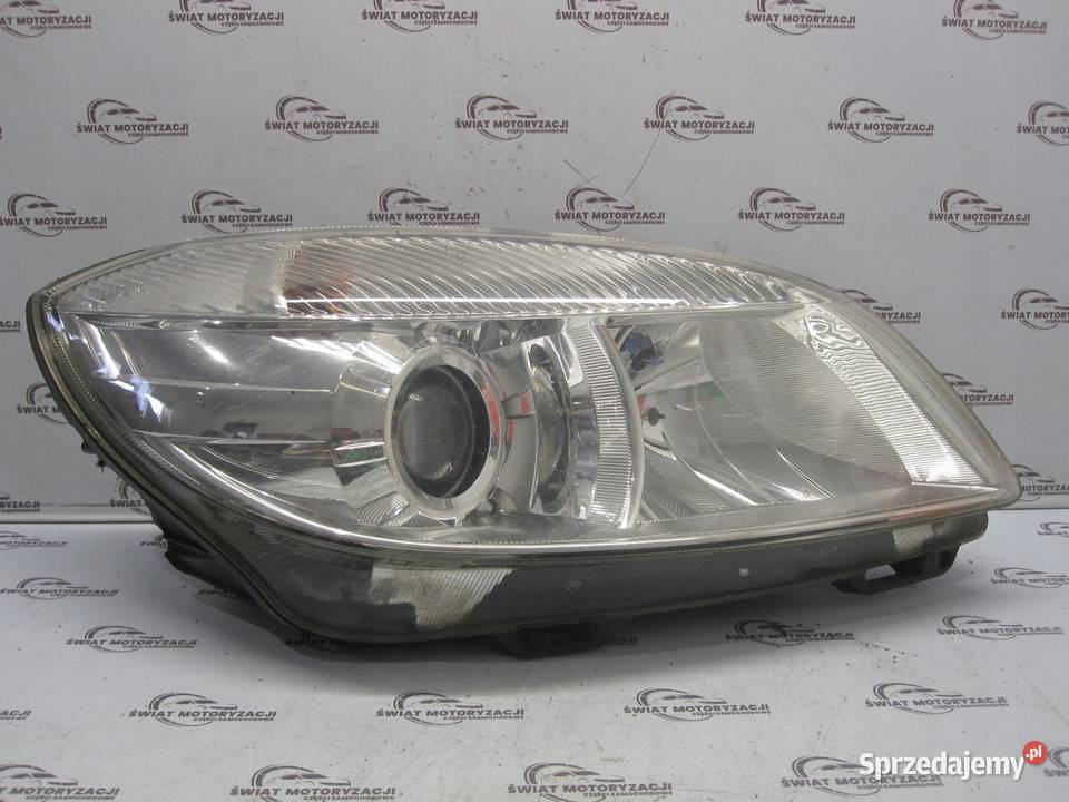 SKODA FABIA II lampa prawa przód ANGLIK