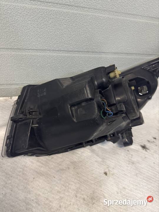 Lampa prawy przód Chevrolet Cruze J300 śląskie Jasienica