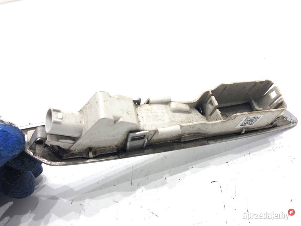 KIERUNKOWSKAZ PRAWY PRZÓD BMW F11 7154168 0917