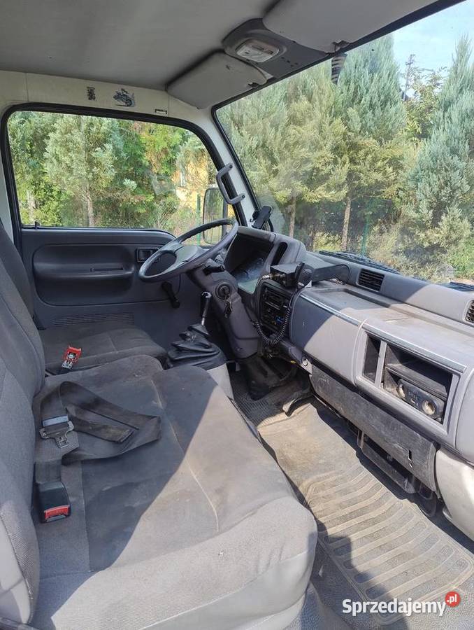 Nissan Cabstar 3510 plandeka 30 D 100KM