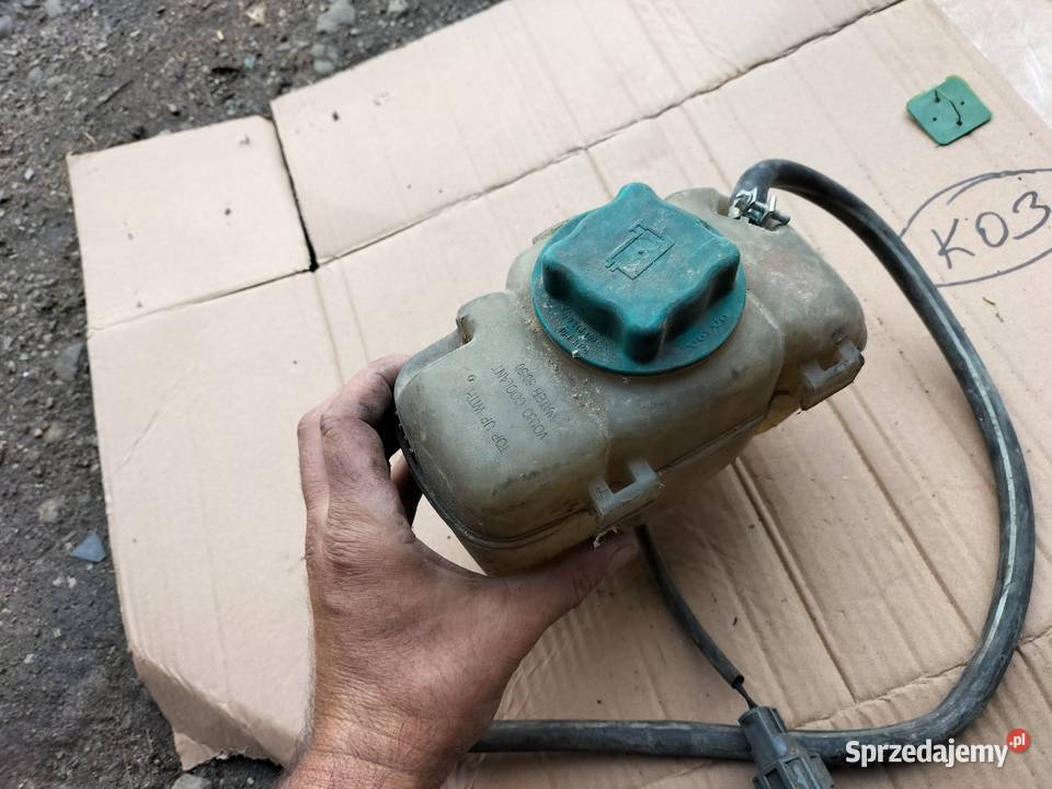 VOLVO S60 S80 8634226 8634227 ZBIORNICZEK WODY Kamień-Kolonia