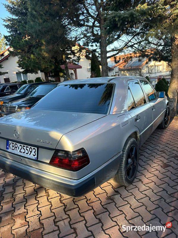 MERCEDES 124 300 D Turbo Diesel Automat Klima małopolskie Tymowa