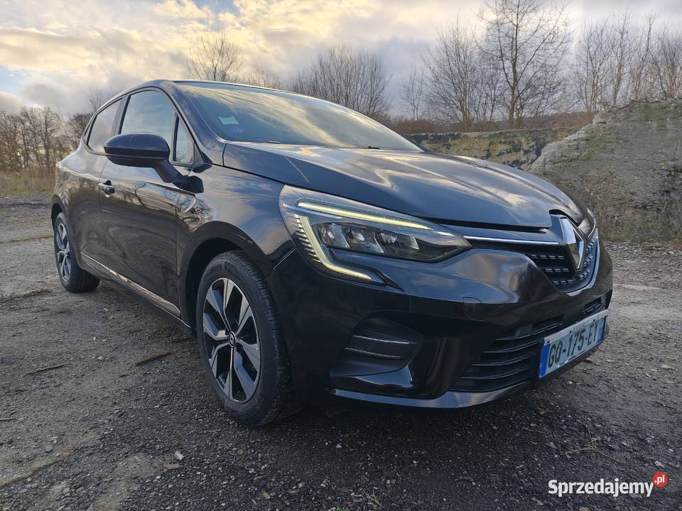 Renault Clio TCe 90 EQUILIBRE manualna Kostarowce