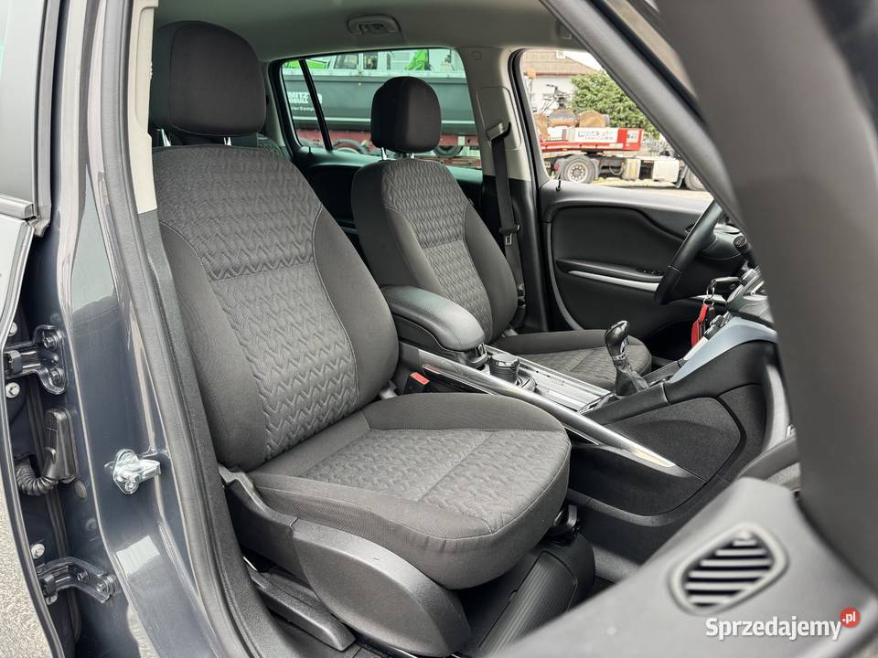 Opel Zafira 14 BENZYNA Klimatronik Nawigacja Konin sprzedam