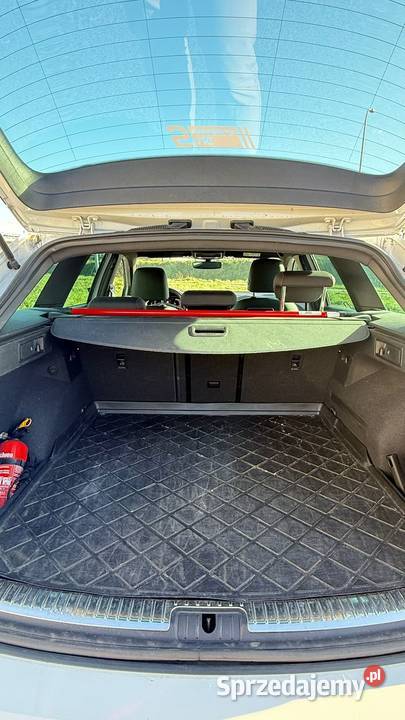 SEAT Leon Sportstourer FR welurowa tapicerka Warszawa