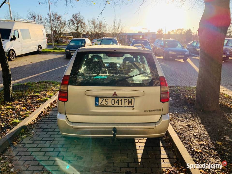 Mitsubishi space Star 16 benzyna automat Szczecin
