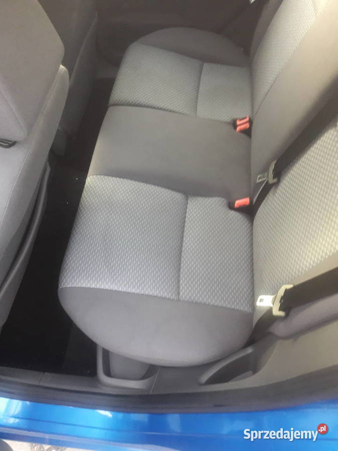 Sprzedam Ford Focus 14 Benzyna Moc 59 kW80 STAN manualna Focus Gniezno
