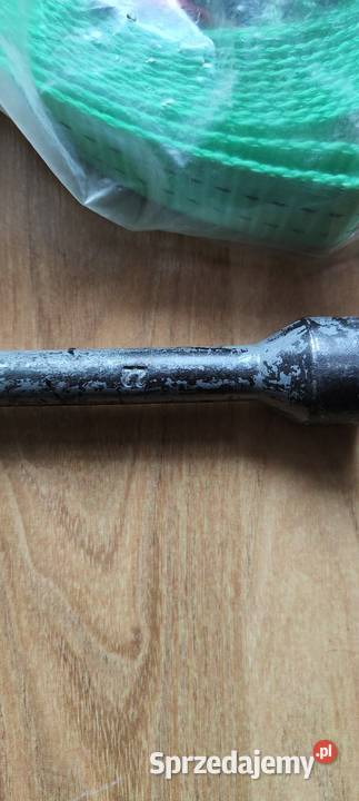 Porządny Klucz Krzyżakowy do Kół samochodu plus