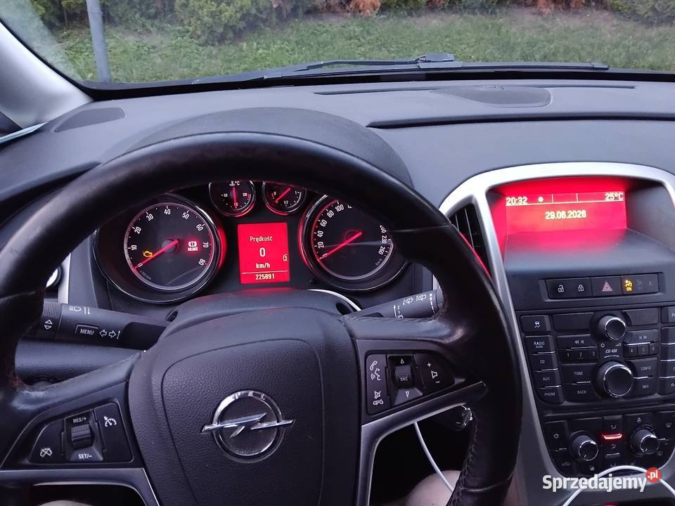 Opel Astra J 2011 manualna małopolskie Kraków