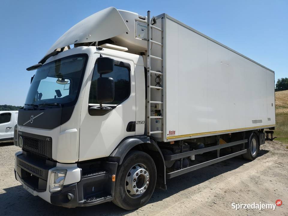 Volvo FE250 chłodnia carrier winda sprowadzony Pilzno