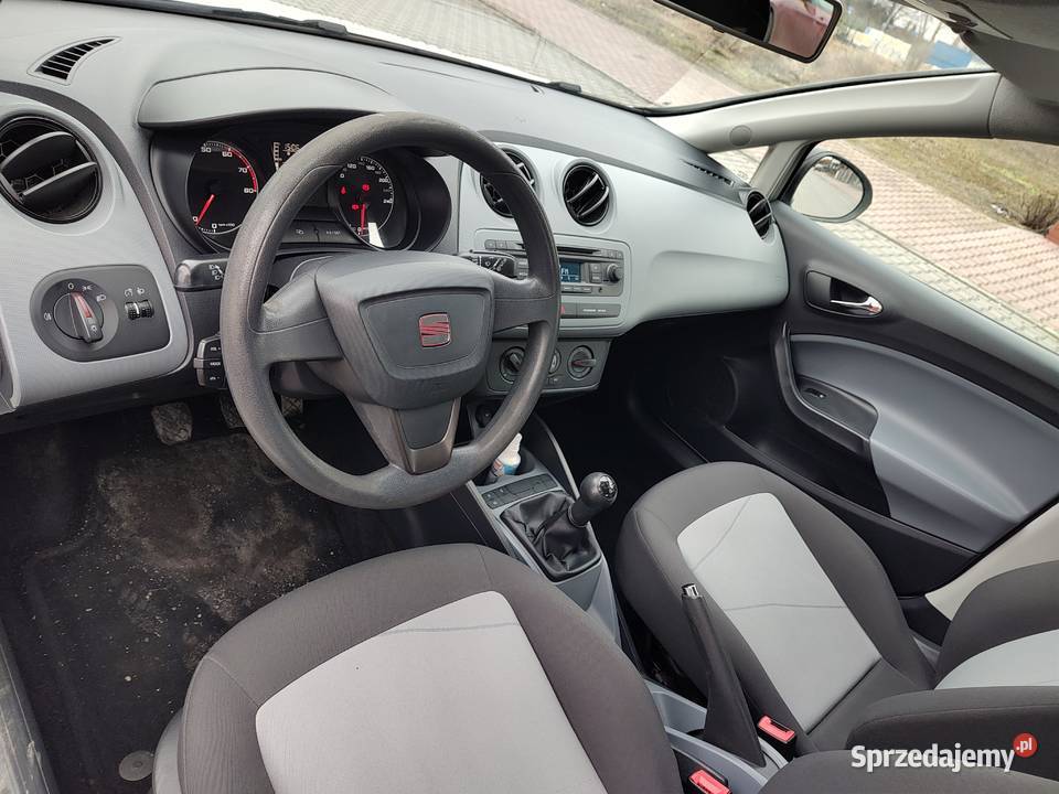 SEAT IBIZA LIFT 12 BENZYNA VAT marża Leszno