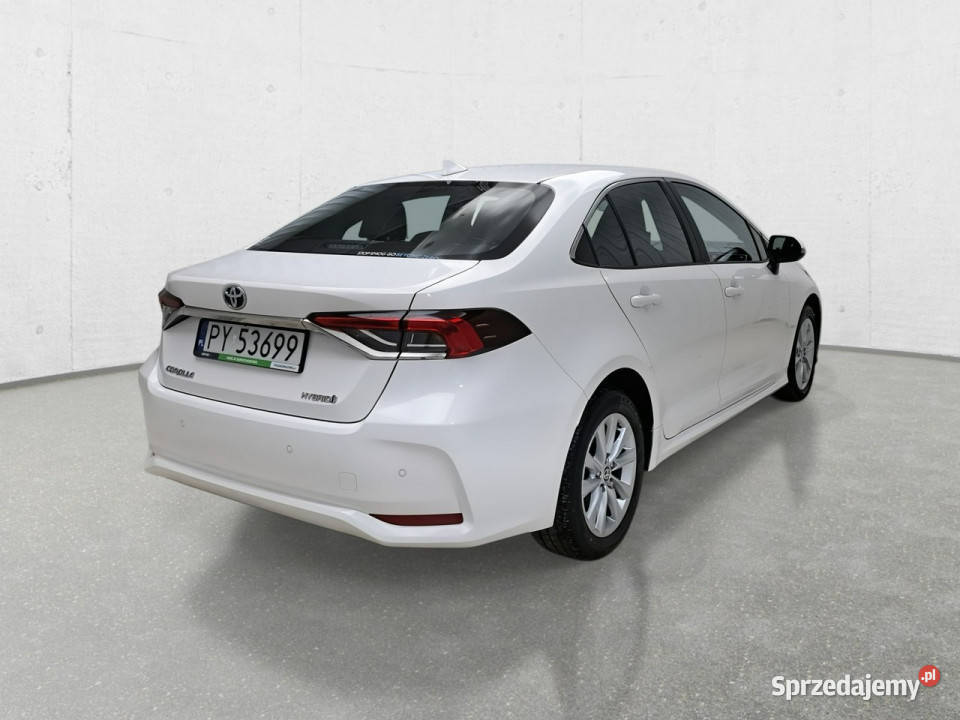 Toyota Corolla Seria E16 2012 Komorniki sprzedam