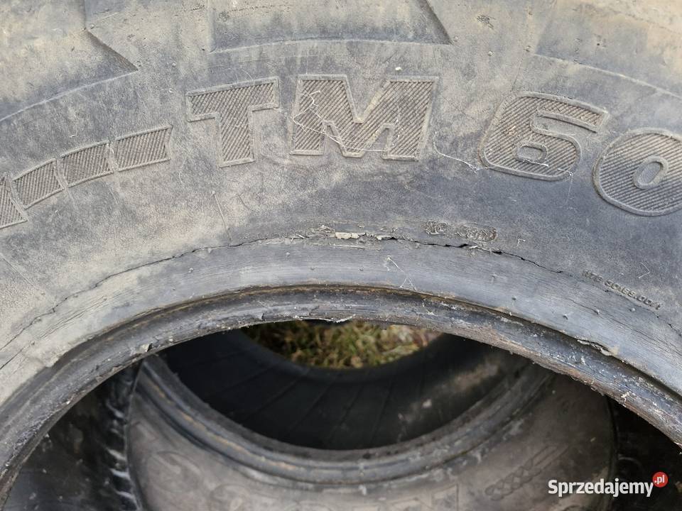 Opona Pirelli 34085 r24 Małowista sprzedam