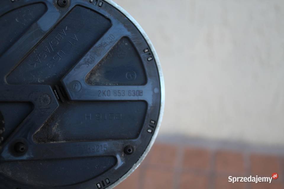 ZNACZEK EMBLEMAT KLAPY TYŁ VW PASSAT B6 wielkopolskie