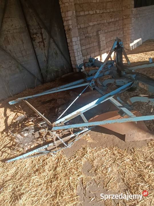 Sprzedam pług PHX 31 z hydraulicznym ramieniem Wągrowiec