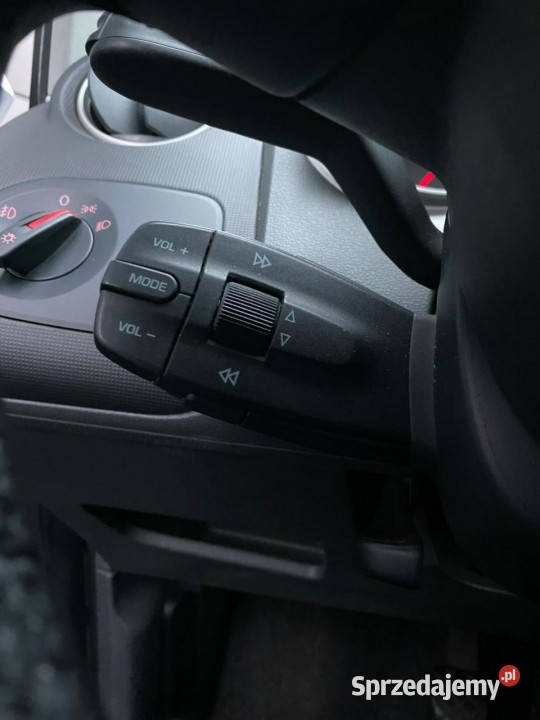 Seat Ibiza Klimatronic stan tempomat manual el garażowany Ibiza Żory sprzedam