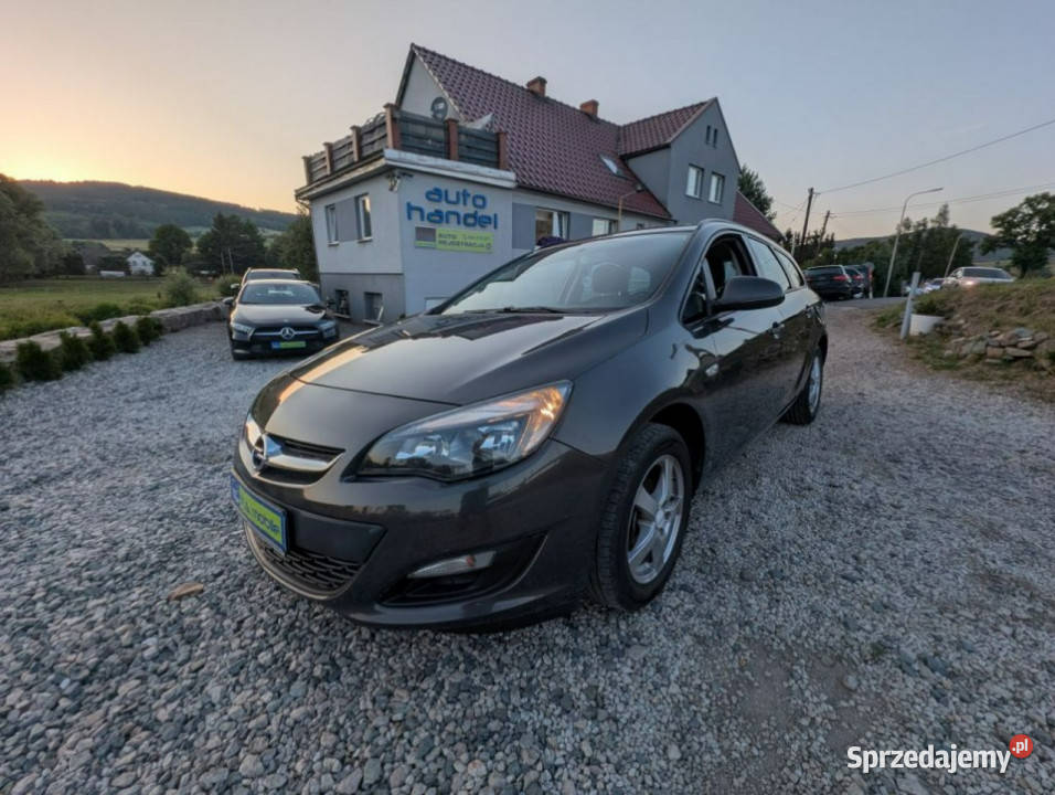 Opel Astra Sports Tourer J 20092019 tempomat