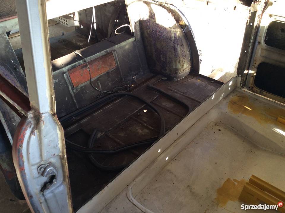 syrena 105 do renowacji rocznik 80