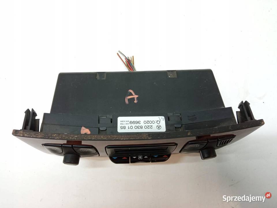 PANEL NAWIEWU 2208300185 MercedesBenz Sklasa IV sprzedam