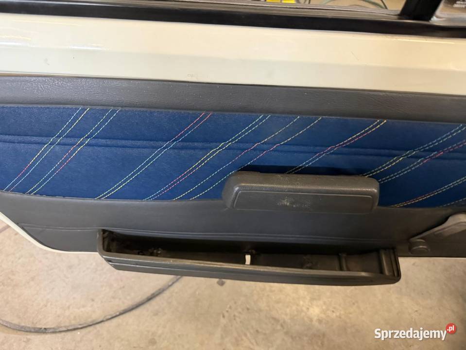 Peugeot 205 CJ Cabrio