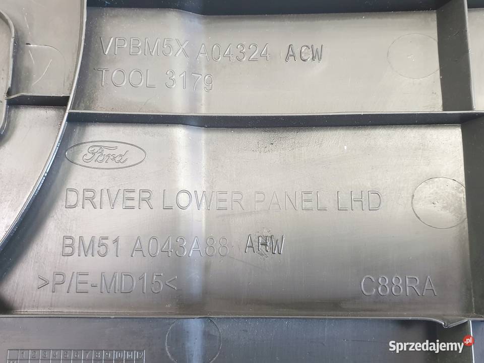 Ford Focus III MK3 OSŁONA KOLUMNY KIEROWNICZEJ osobowe