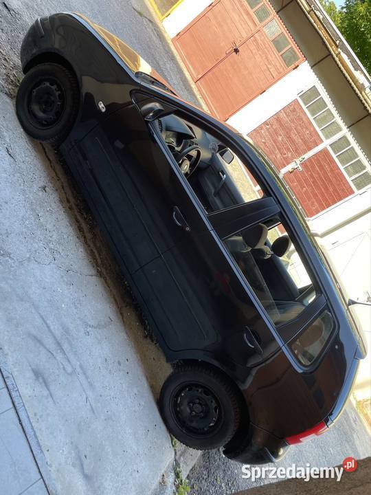 Volkswagen Polo Rok produkcji 2003 podkarpackie Przemyśl