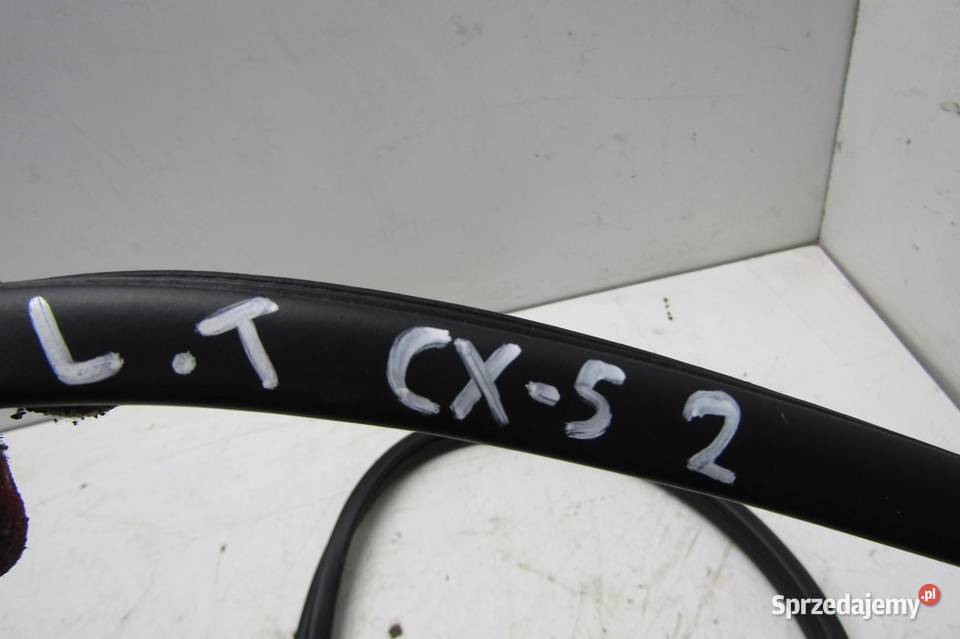 USZCZELKA KAROSERYJNA DRZWI LEWY TYŁ TYLNA MAZDA Uszczelki sprzedam