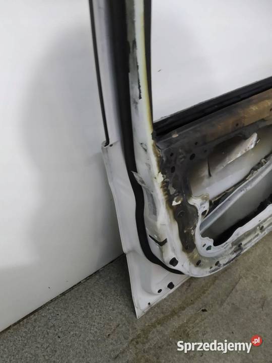DRZWI LEWE PRZÓD WK2 BIAŁE Jeep Grand Cherokee osobowe świętokrzyskie