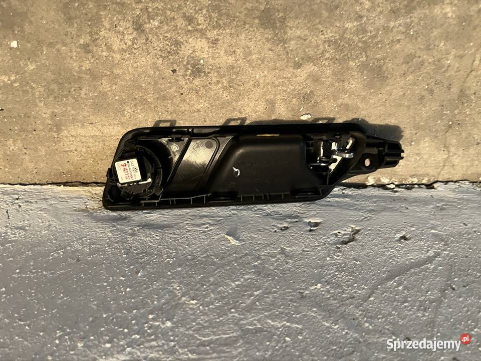 Klamka prawa pasażera tył passat b6 kombi lubelskie Zamość sprzedam