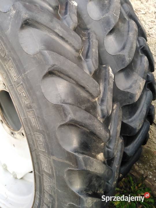 Komplet kół do międzyrzędzi 95 230 48R I 32 95 nieuszkodzony Słupca